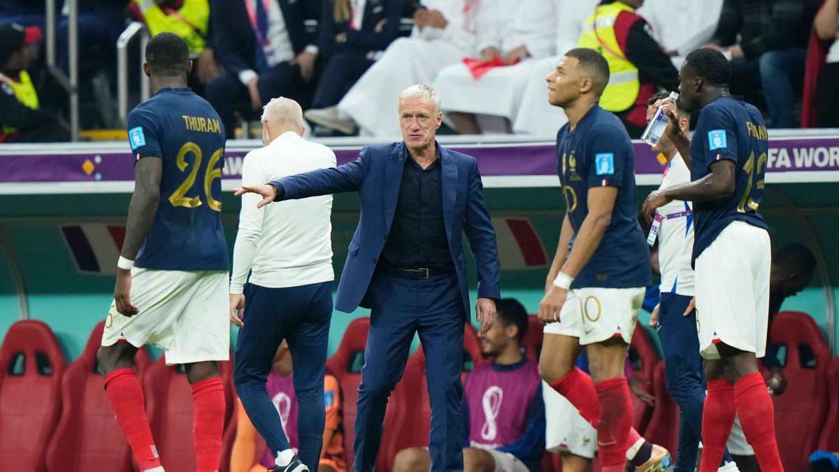 Photo of La France « prend toutes les précautions » contre la maladie avant la finale de la Coupe du monde – NBC Los Angeles