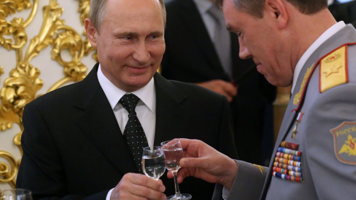Putin's Military Command Reshuffle Reveals a Power Struggle at the Heart of the Ukraine War - Vimarsana News
