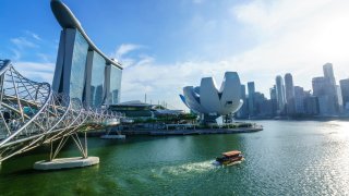 Why Singapore Isn’t Imposing New Travel Rules on Visitors From China