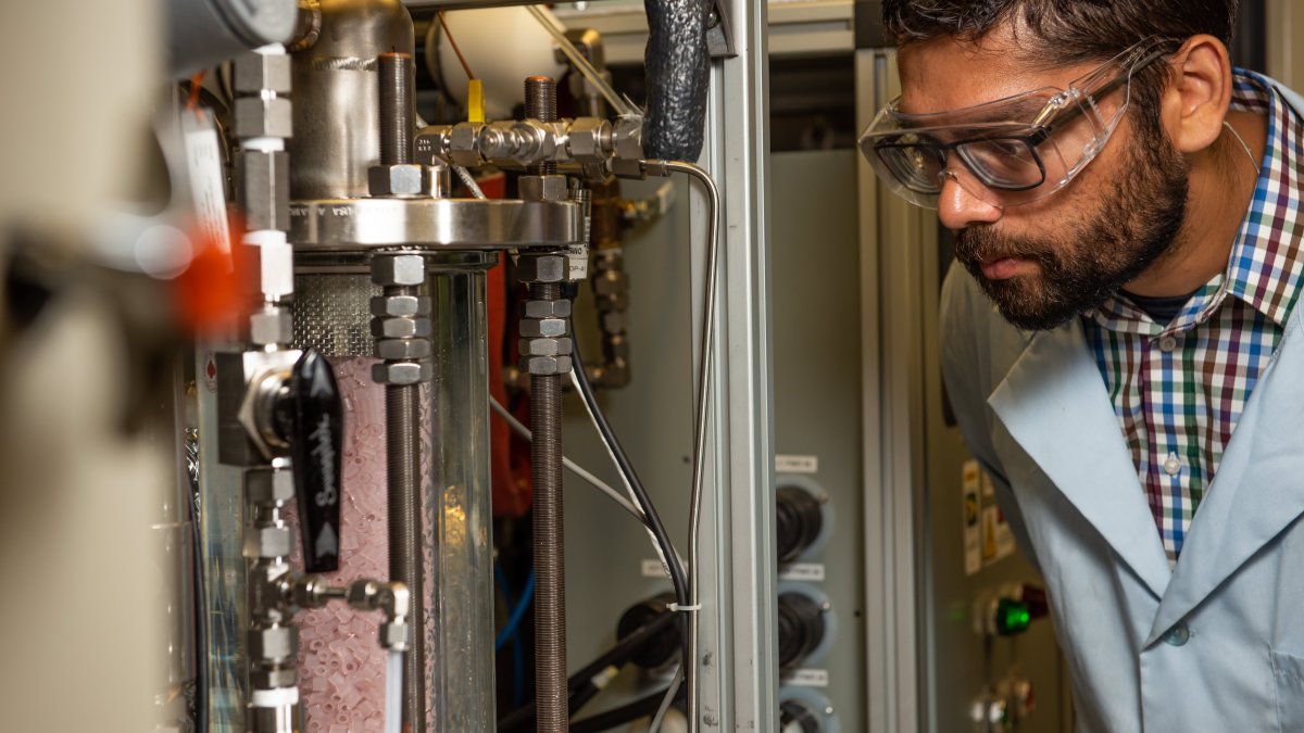 New Technique From U.S. National Lab Promises to Strip Carbon Dioxide Emissions From Power Plants and Factories at Record-Low Cost - Vimarsana News