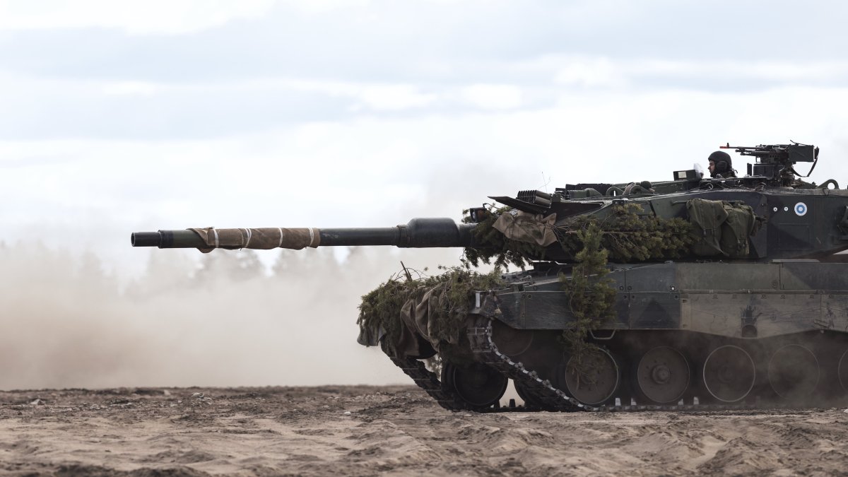 Ukraine War Live Updates: German Tanks Decision 'Half a Step' Away, Kyiv Says; Ukraine Government Reshuffle Expected – NBC Los Angeles - Vimarsana News