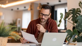Some Borrowers May Qualify for a Student Loan Interest Deduction, Despite Payment Pause