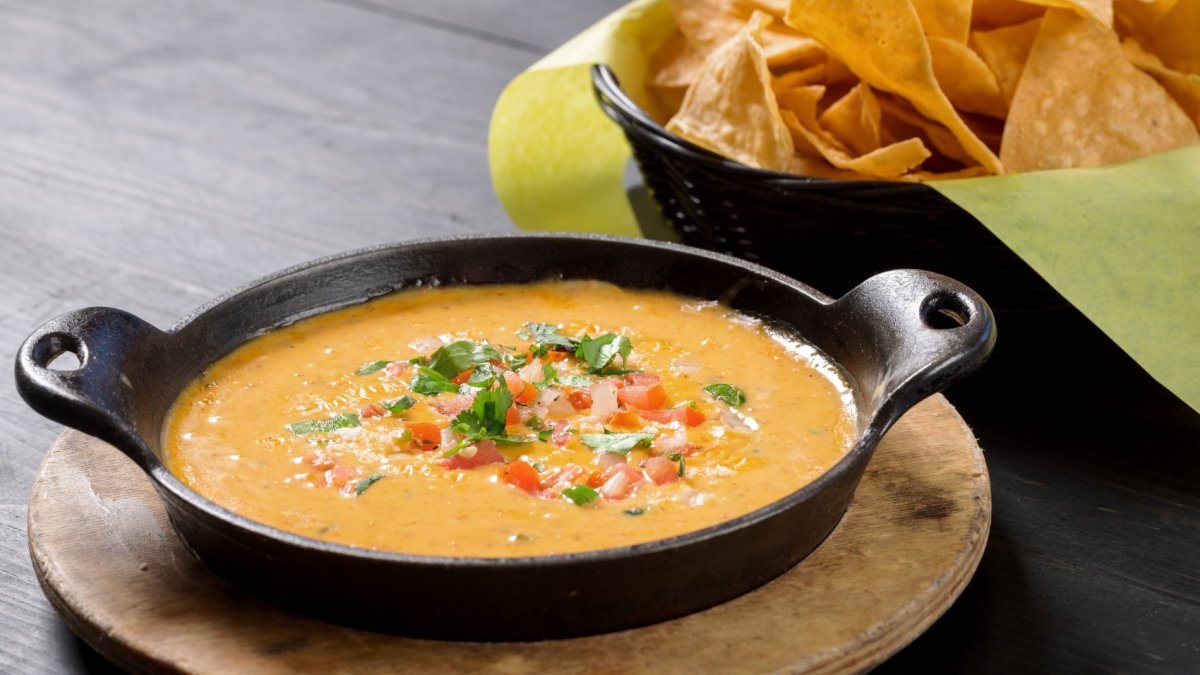 'Cheese Lovers Day' Brings Queso Deals and Cheeseburger Week – NBC Los Angeles - Vimarsana News