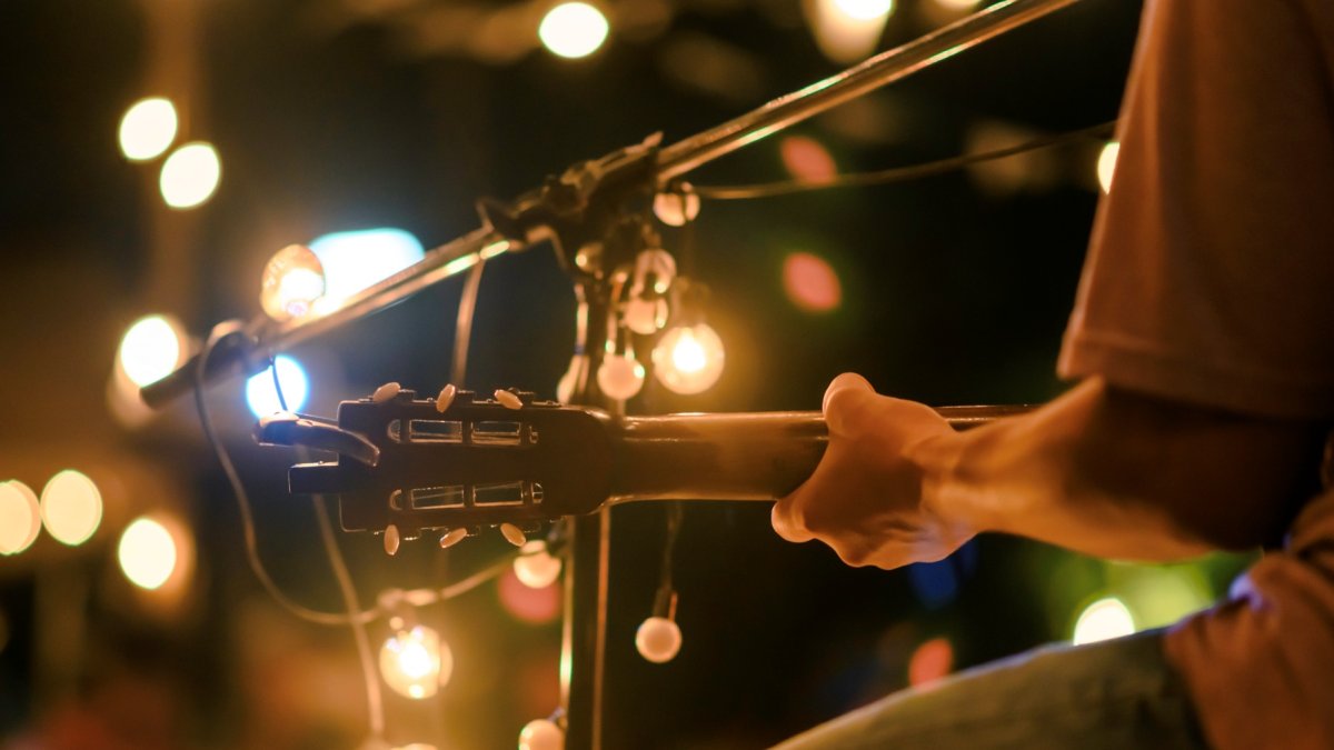 Free Concerts at the Original Farmers Market Return This Week - Vimarsana News