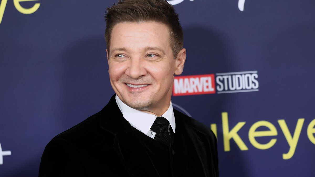 Jeremy Renner Was Helping Family Member When He Was Run Over by His