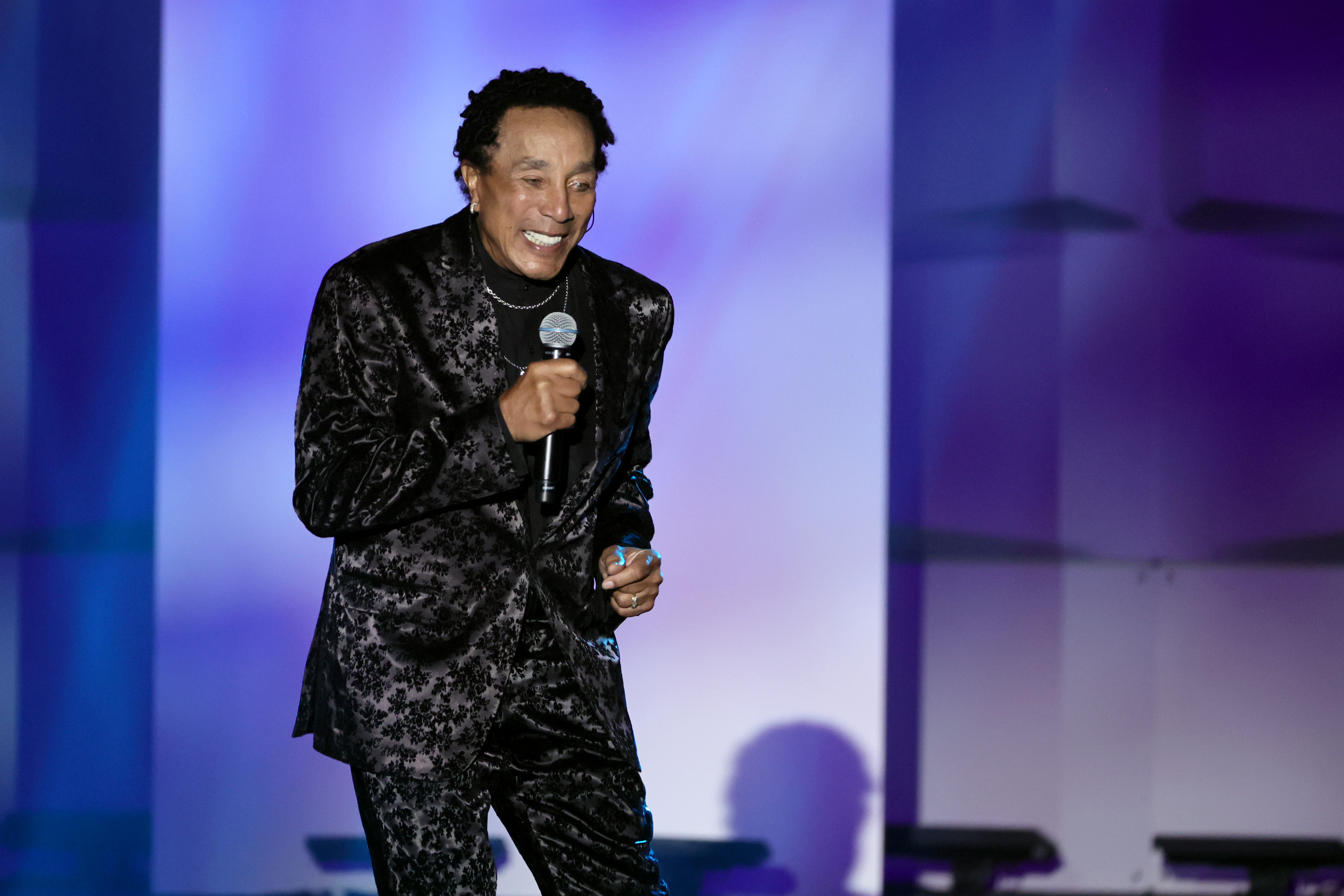 ‘King of Motown,’ Smokey Robinson, to Release New Solo Album – NBC Los ...
