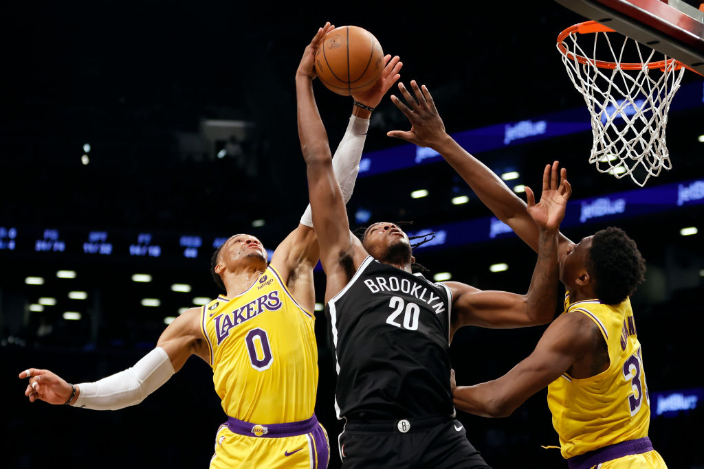 Lebron store brooklyn nets