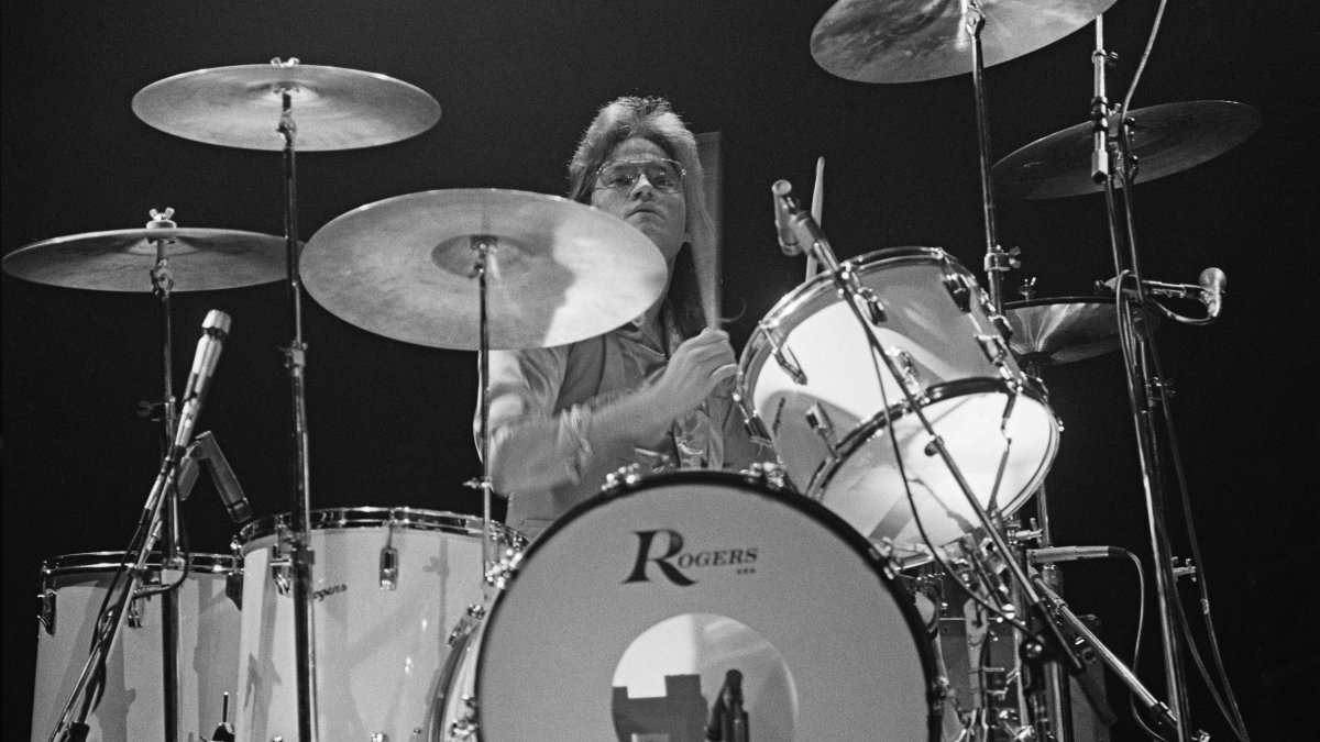 'Takin' Care of Business' Drummer Robbie Bachman Dies at 69 – NBC Los Angeles - Vimarsana News