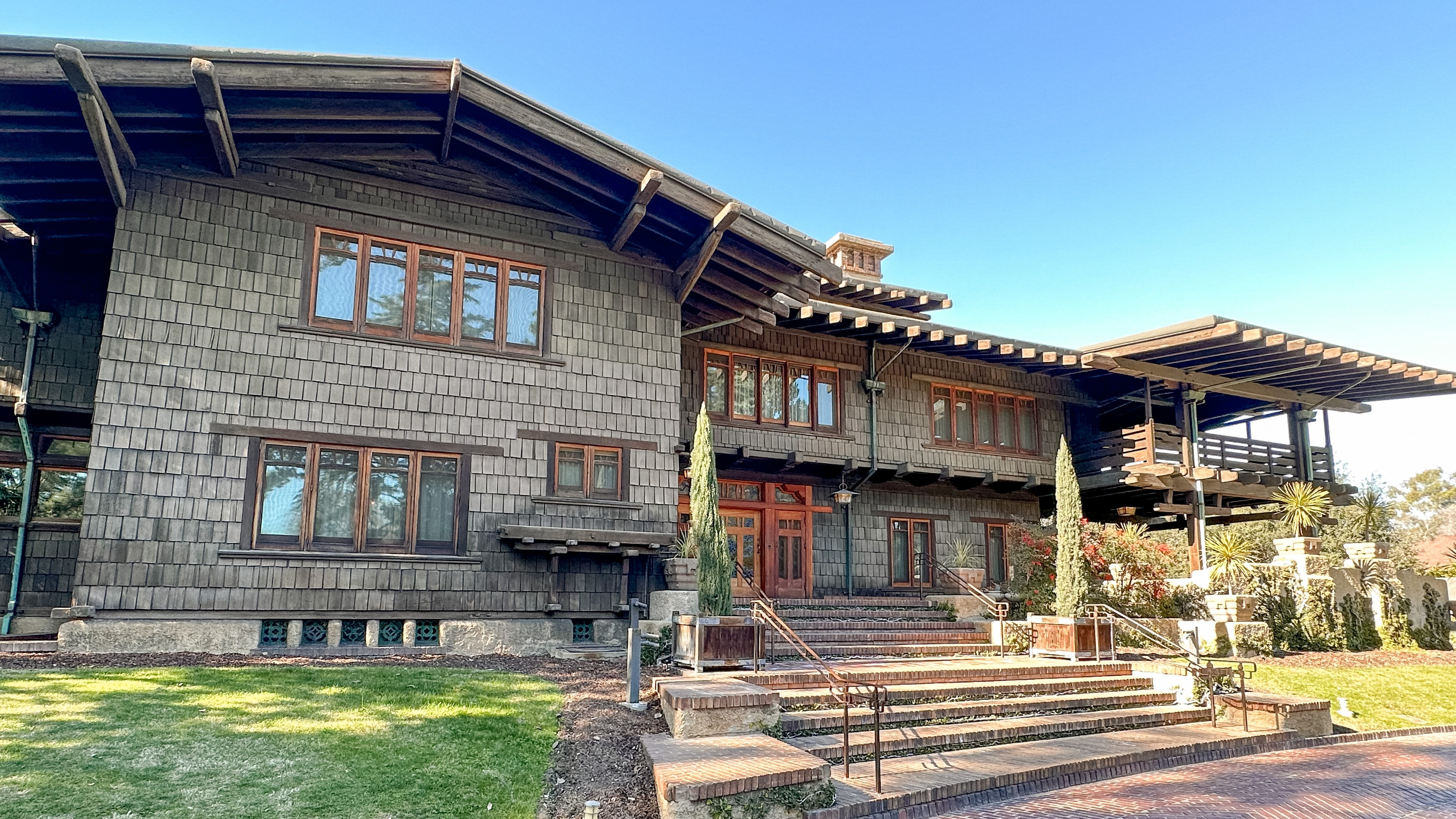 Historic California Craftsman Home Tour – NBC Los Angeles