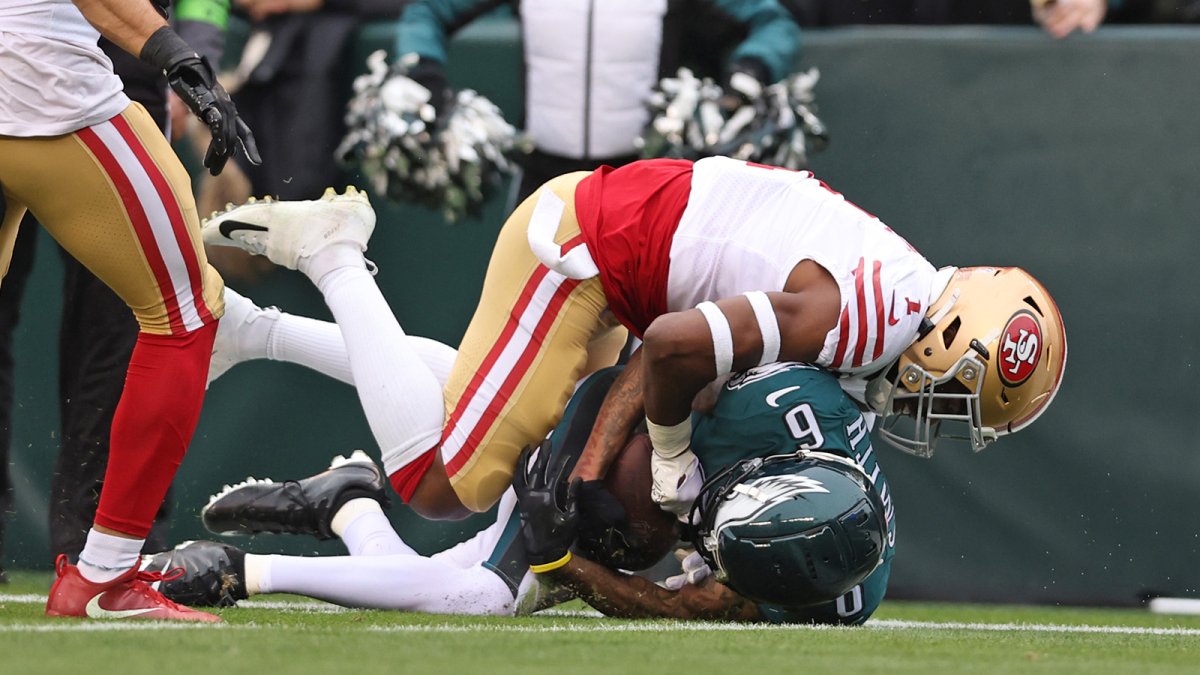 Eagles come back down to earth, drop home opener to 49ers – Metro