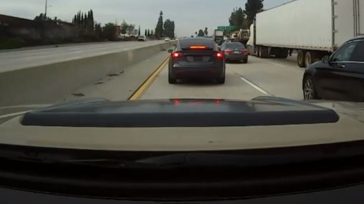 Suspect Arrested in LA Tesla Road Rage Confrontations – NBC Los Angeles