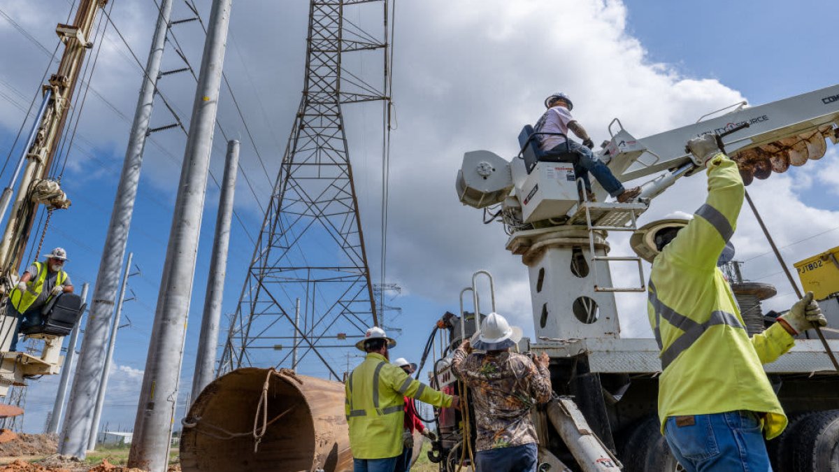 Why It's So Hard to Build New Electrical Transmission Lines in the U.S. - Vimarsana News