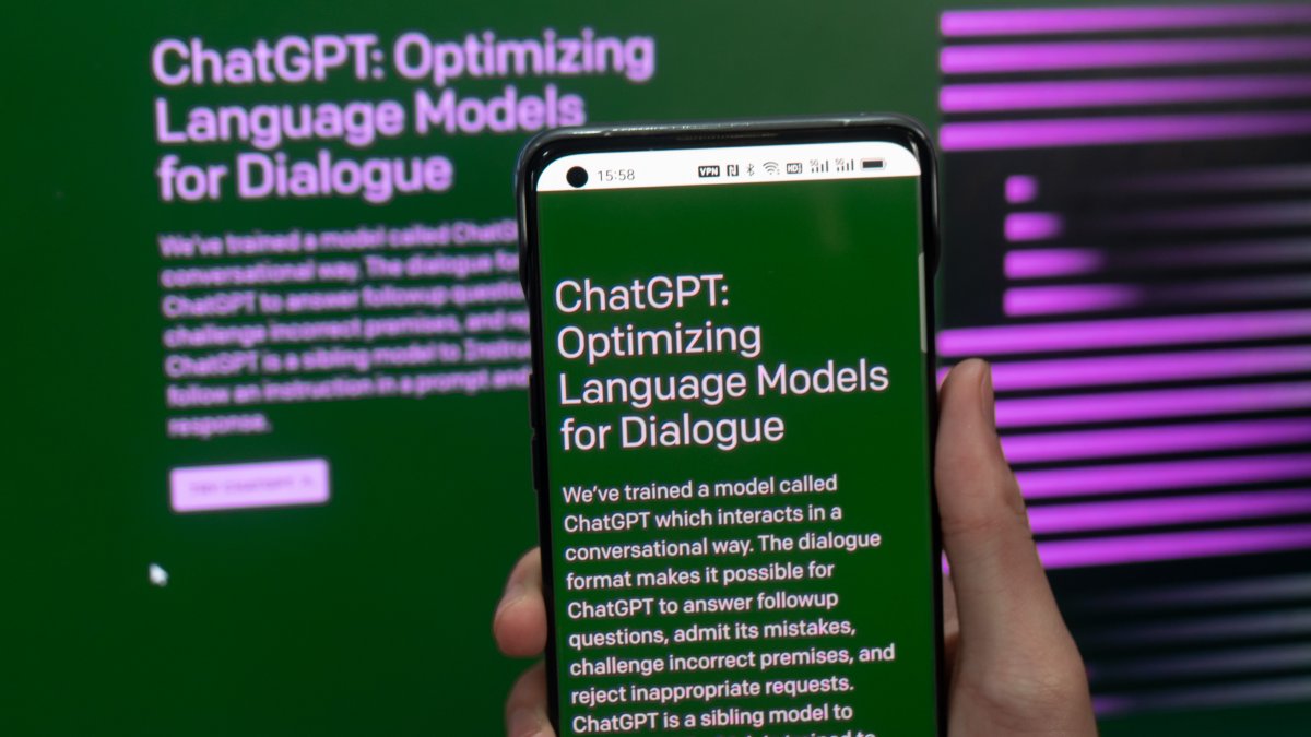 Here's Why Schools Are Talking About Banning ChatGPT – NBC Los Angeles - Vimarsana News