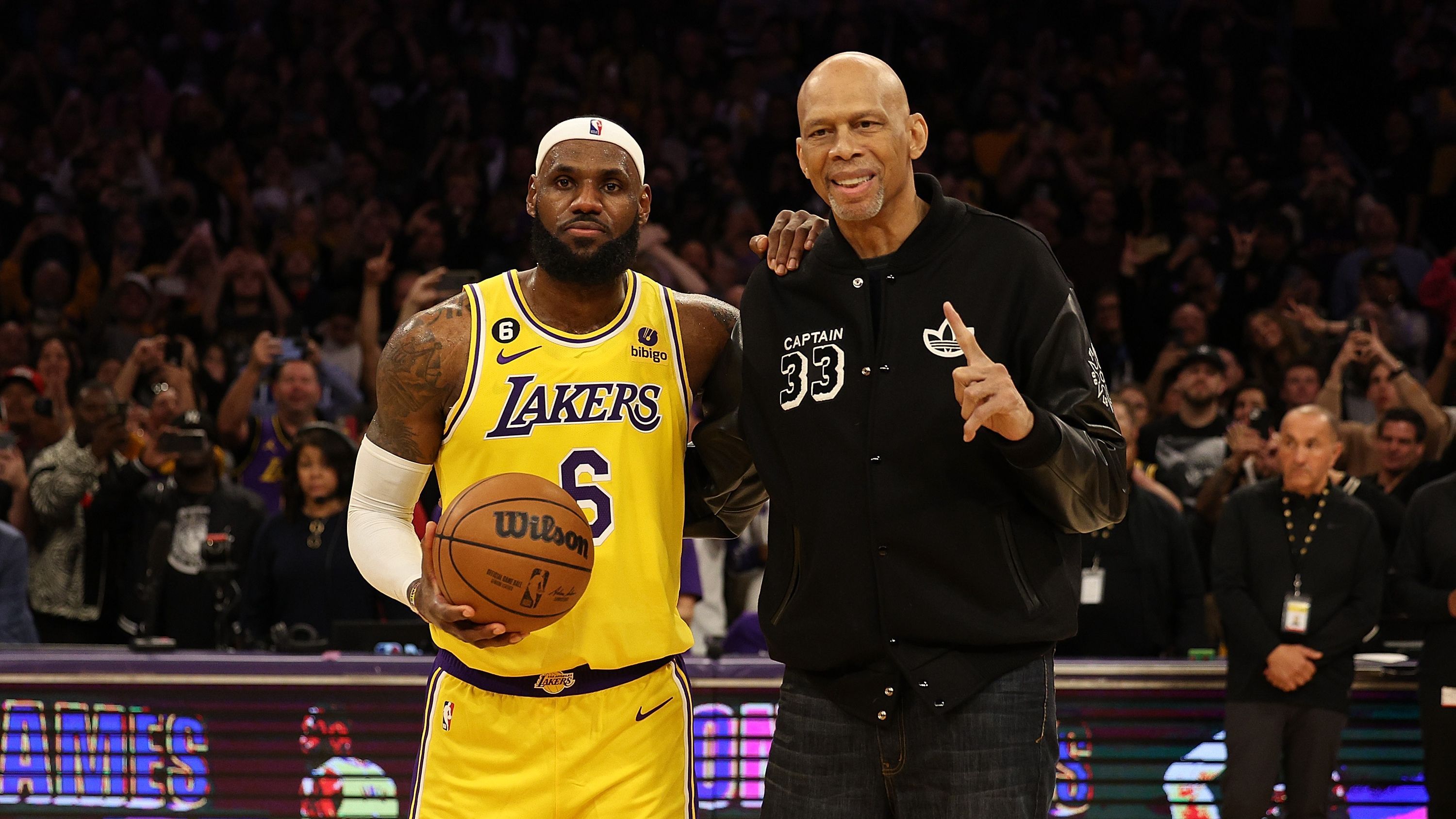 Kareem Abdul-Jabbar reportedly to be at Lakers games as LeBron James nears  scoring record despite rocky relationship