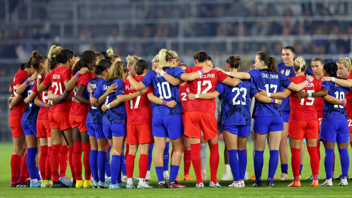 uswnt-wins-shebelieves-cup-opener-shows-support-for-canadian-players