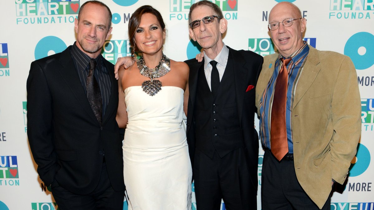 Richard Belzer Honored by Mariska Hargitay and Other 'SVU' Stars – NBC Los Angeles - Vimarsana News