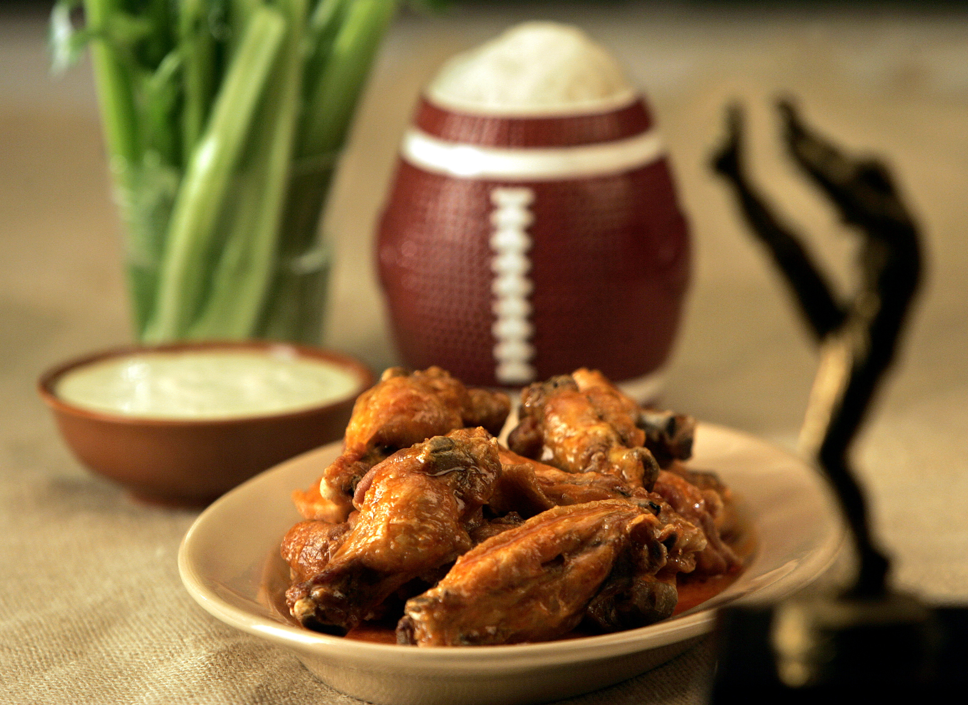 Chicken Wing, Guac Prices Drop in 2023 Ahead of Super Bowl 57 NBC Los