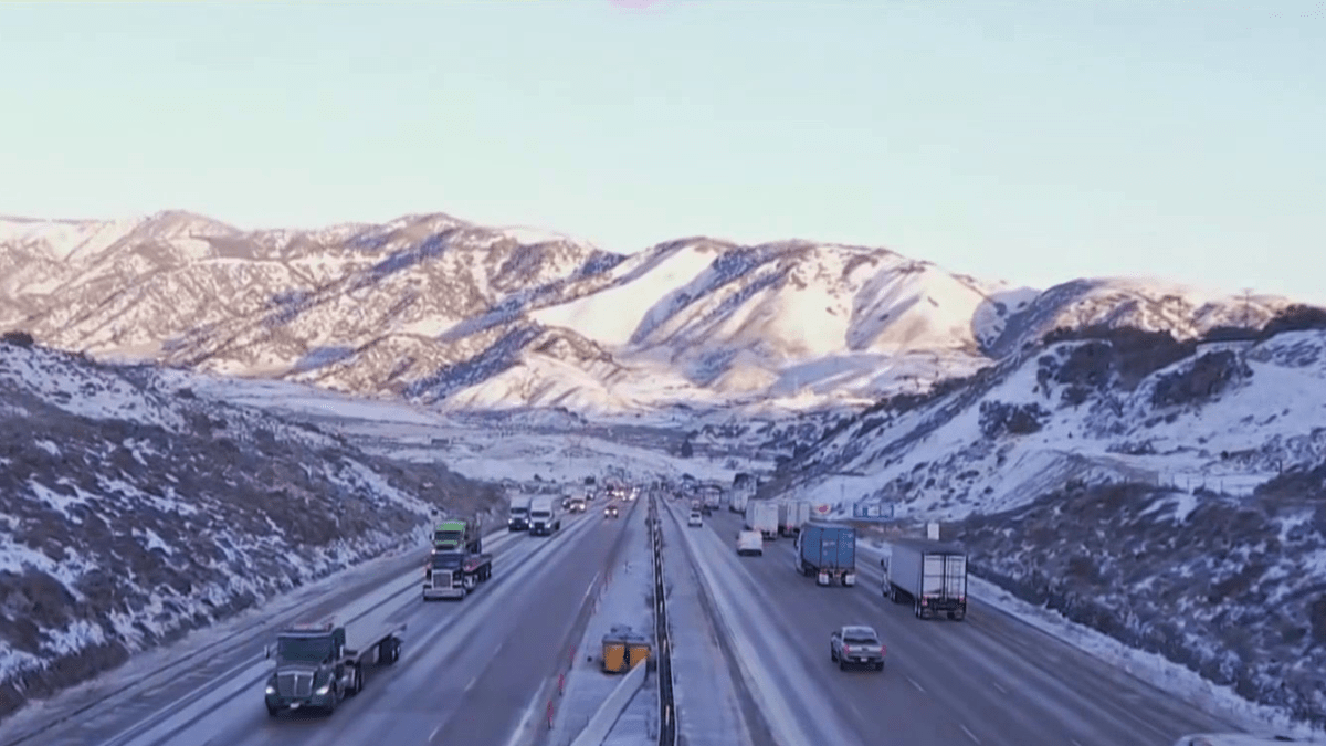 Grapevine Reopens After Icy Closure, CHP Escorts. Here’s What to Know About the Traffic on the 5