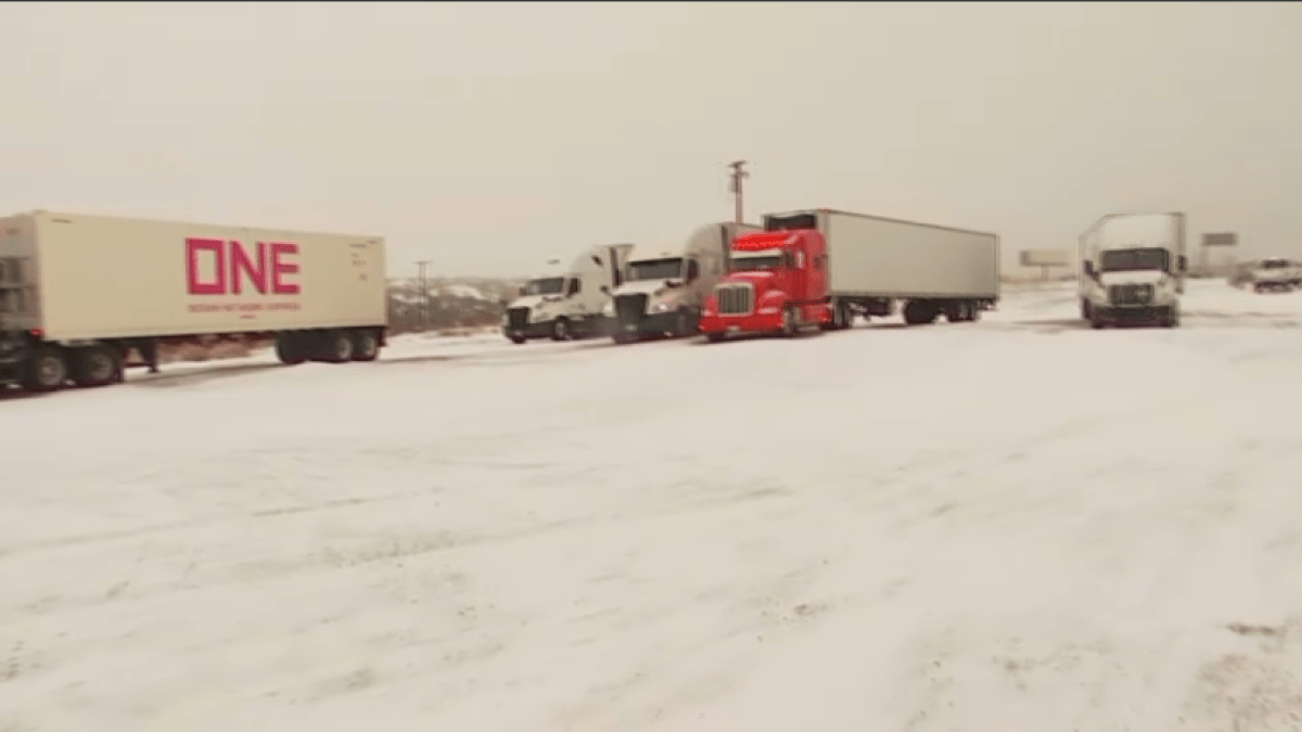 Drivers Stuck in Cajon Pass in Snowy, Icy Conditions NBC Los Angeles