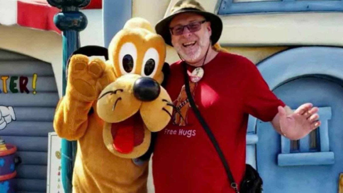 Orange County Man Loves Disneyland More Than You, and He Set a Record to Prove It
