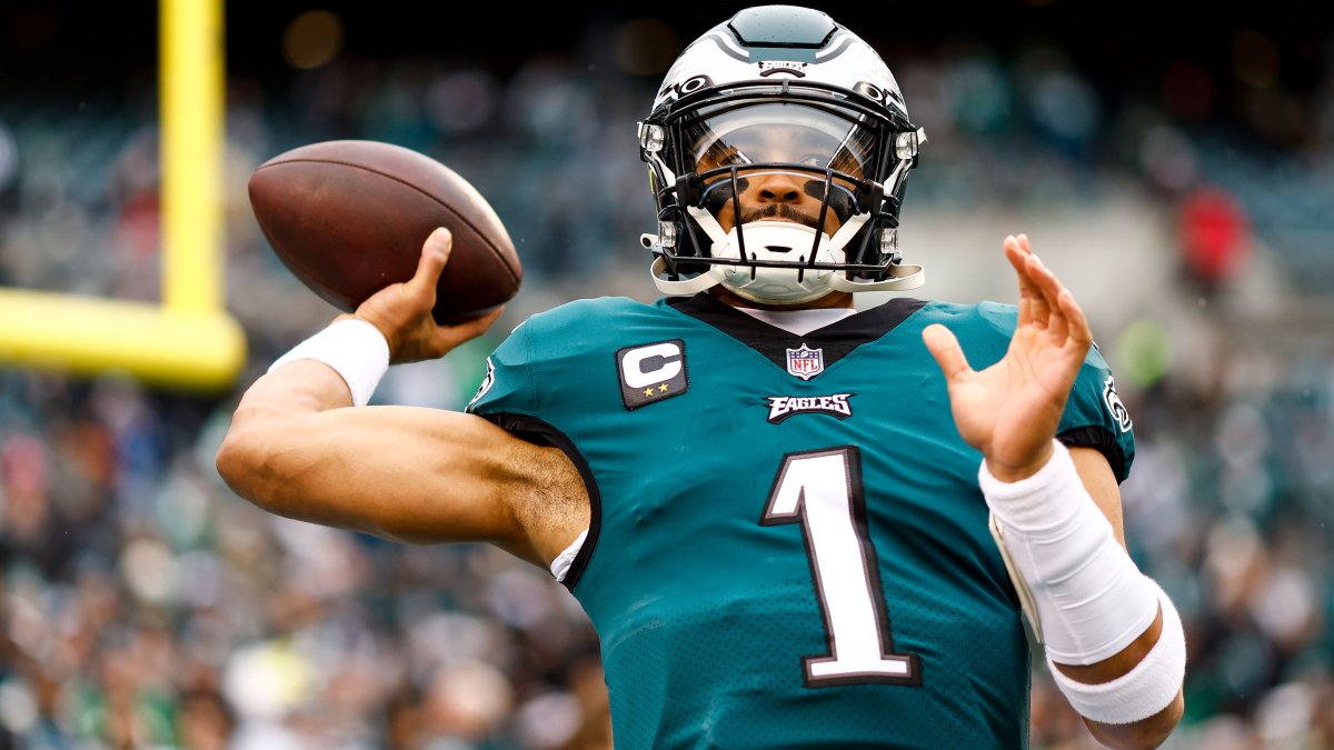 Jalen Hurts  Quarterback, Philadelphia Eagles, Biography, & Facts