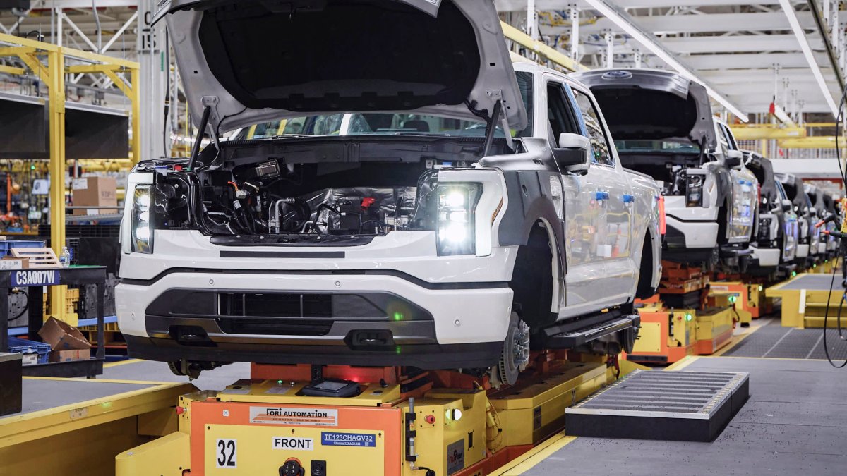 Ford Hikes Prices on Its F-150 Lightning as Production Resumes After EV Battery Fire - Vimarsana News