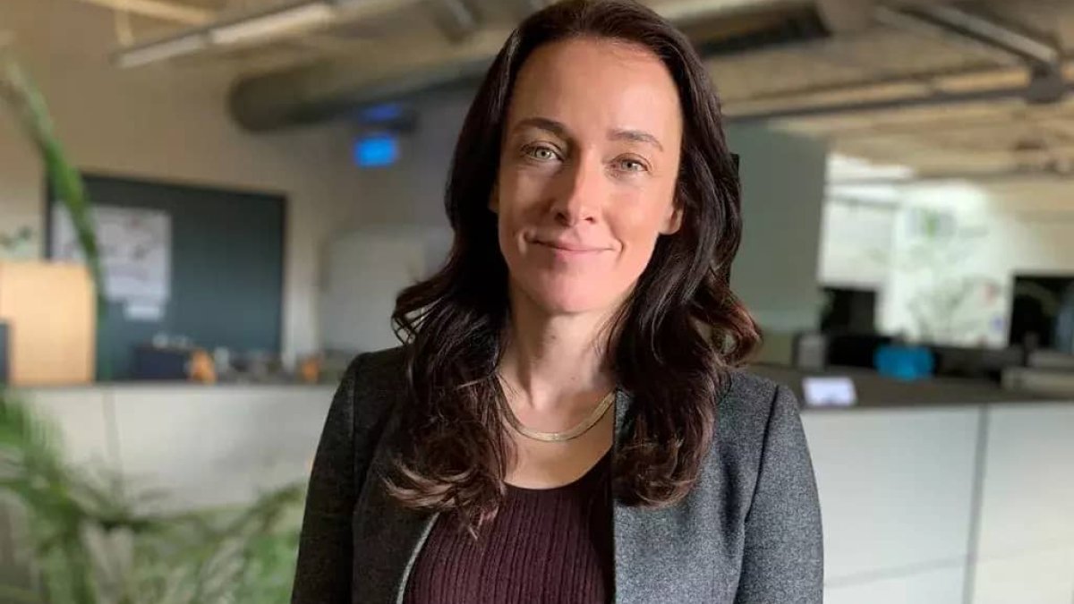 A Stanford Doctor Who Studied People Who Live to 110 on How Humanity and AI Will Master Aging - Vimarsana News