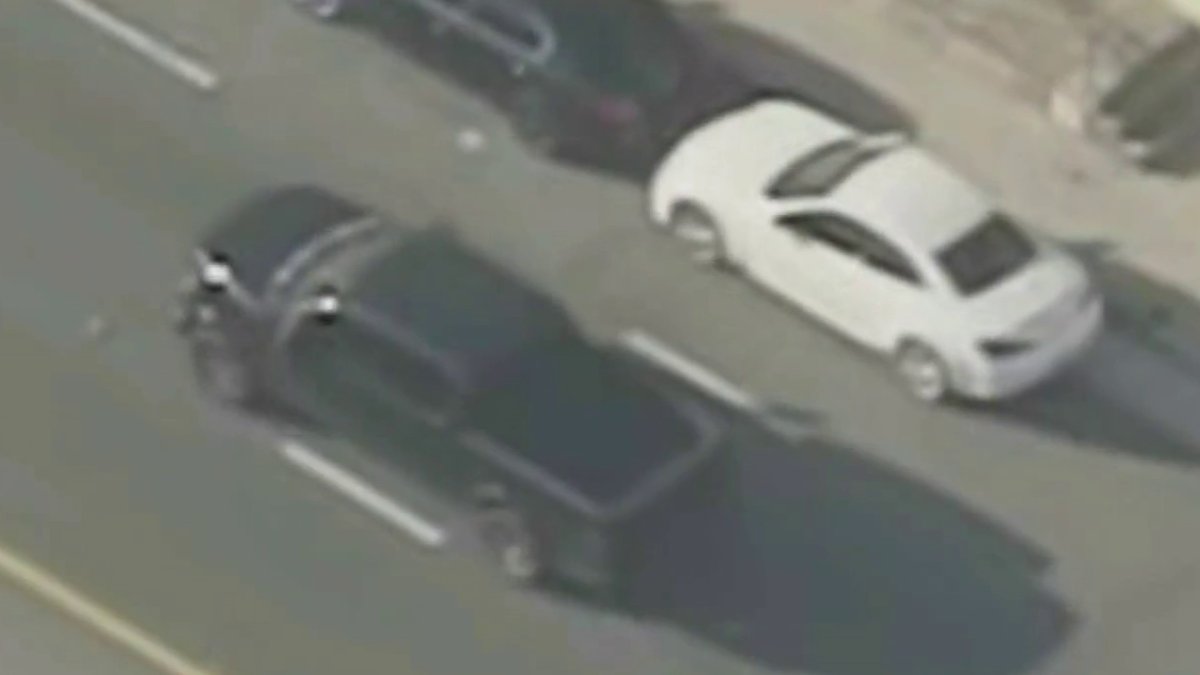 Armed Carjacking Suspect Arrested After Pursuit Crash – NBC Los Angeles