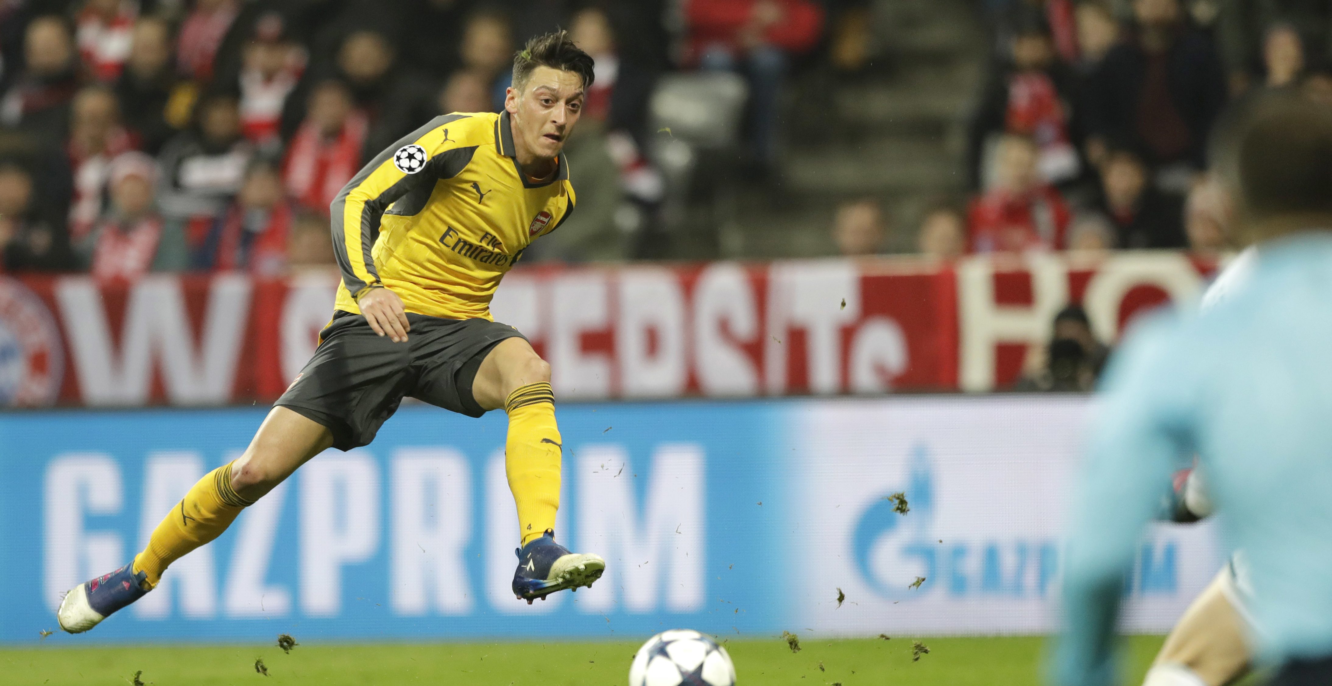 Mesut Özil Retires From Germany's National Soccer Team, Citing Racism