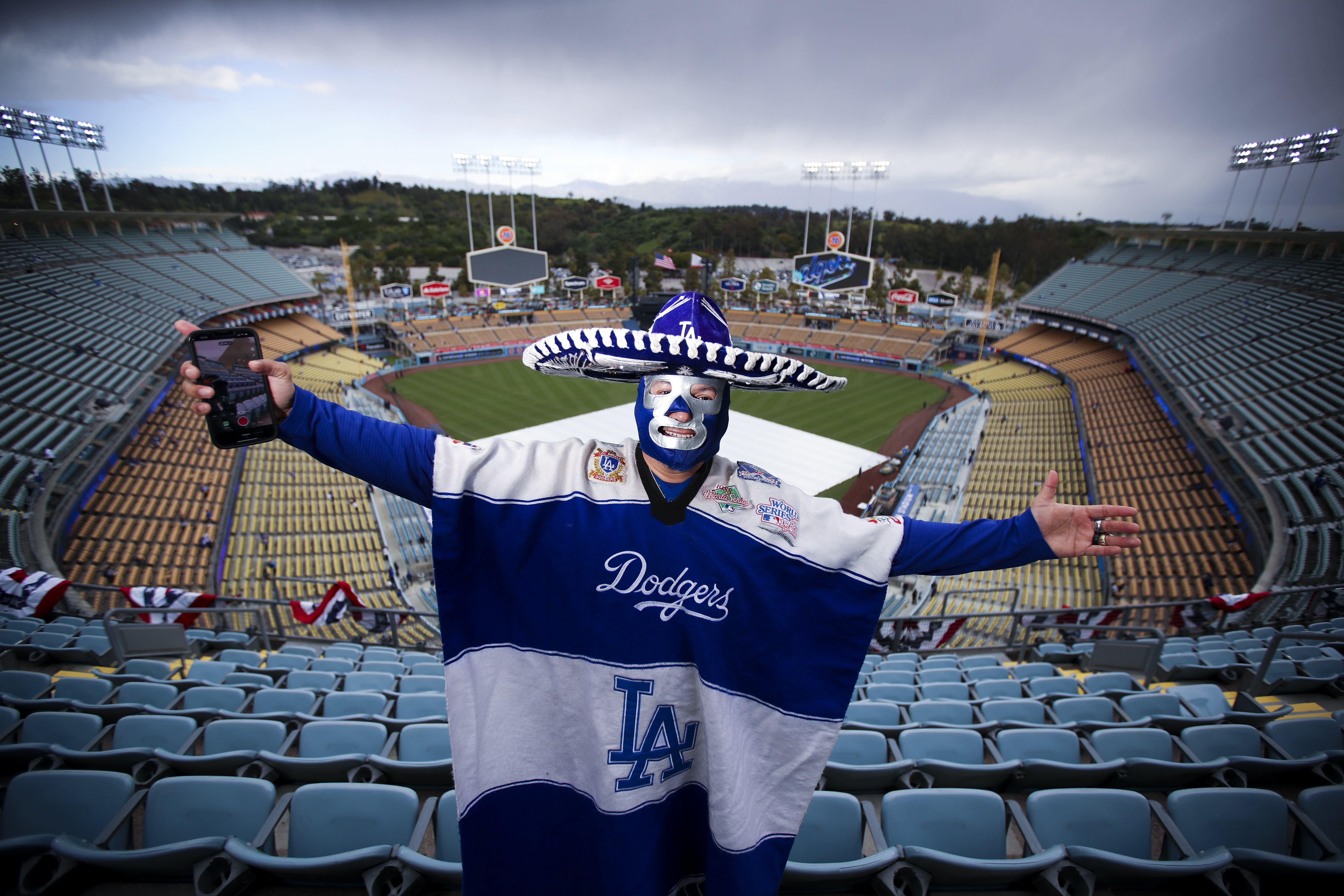 See Reopening Day Photos at Dodger Stadium – NBC Los Angeles