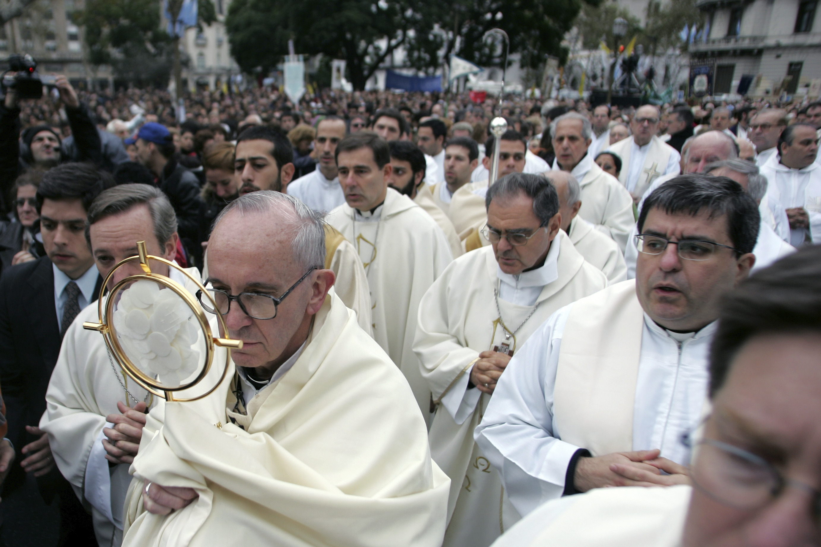 Argentine Cardinal Jorge Mario Bergoglio celebrates the traditional Tedeum mass at the Metropolitan Cathedral on May 25, 2008 in Buenos Aires, Argentina.