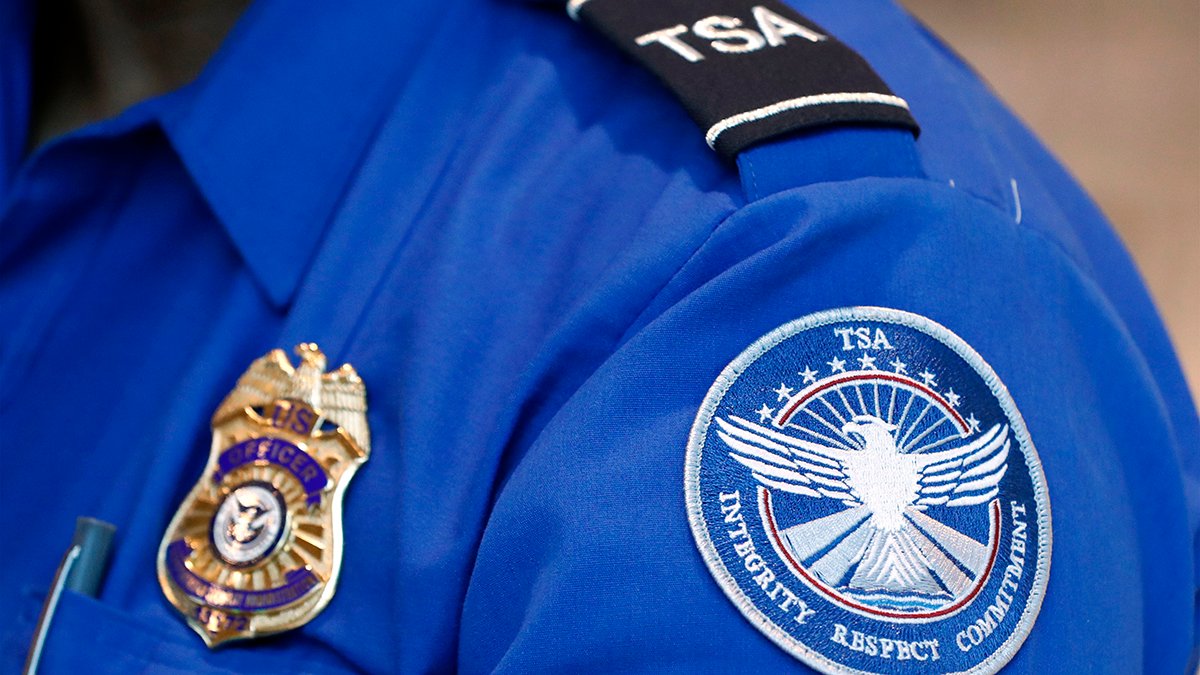 Congress to Consider New No-Fly List for Unruly Passengers – NBC Los Angeles - Vimarsana News