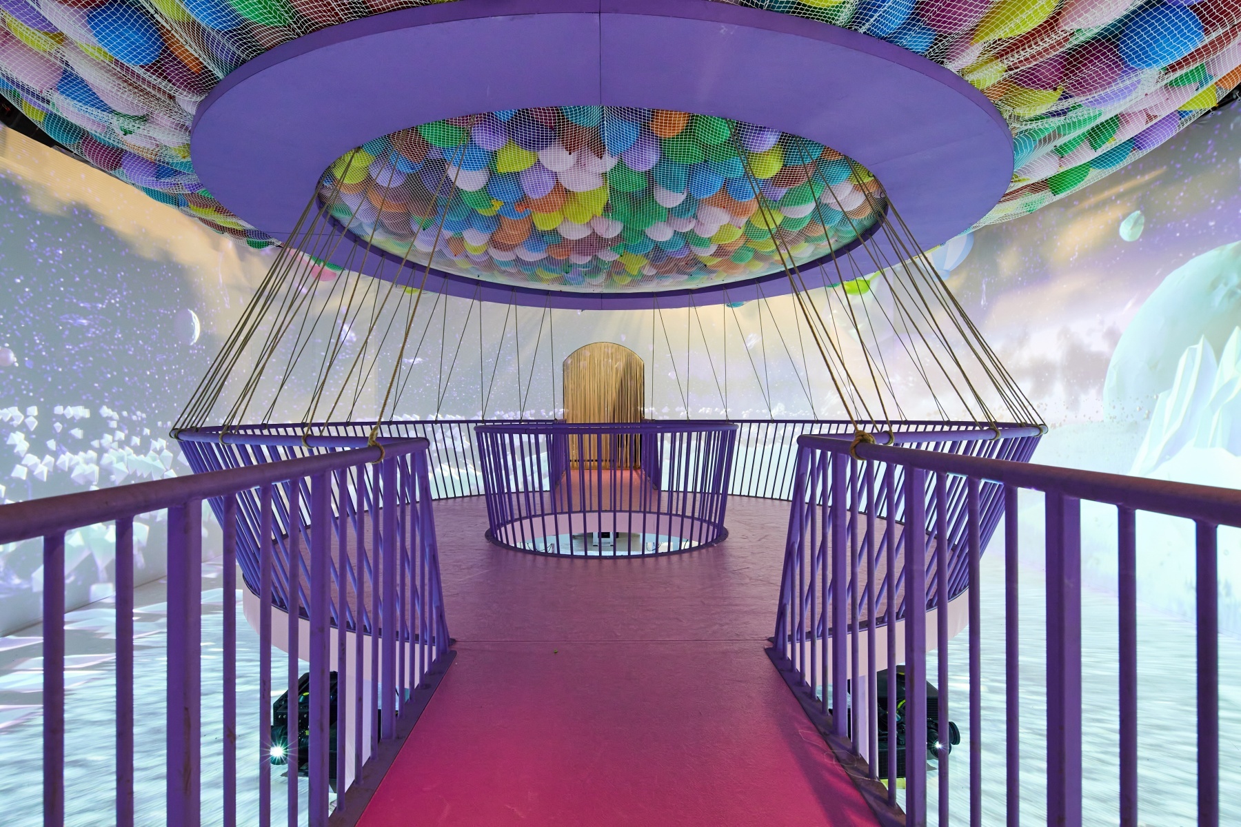 An ‘Immersive’ World of Bubbles Will Pop by Southern California NBC