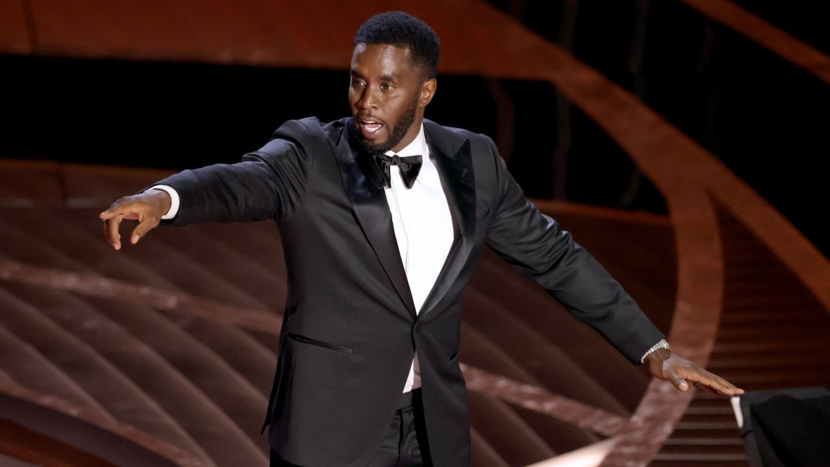 Diddy Was Joking When He Claimed He Pays Sting $5,000 a Day for 'Every Breath You Take' Sample, He Now Says - Vimarsana News