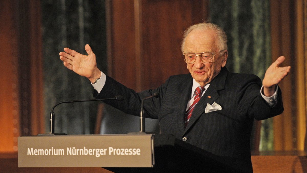 Ben Ferencz, Last Living Nuremberg Prosecutor of Nazi Commanders Dies at 103 – NBC Los Angeles - Vimarsana News