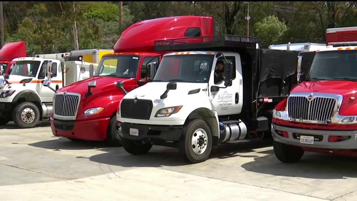 California Requiring Half of New Commercial Trucks to be Electric by 2035 - Vimarsana News