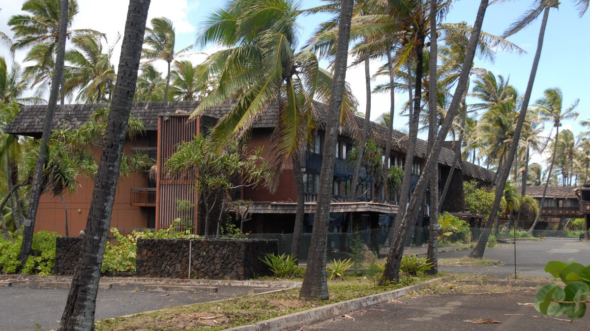 'Blue Hawaii': Resort Famous for Elvis' Movie Will Be Rebuilt – NBC Los Angeles - Vimarsana News