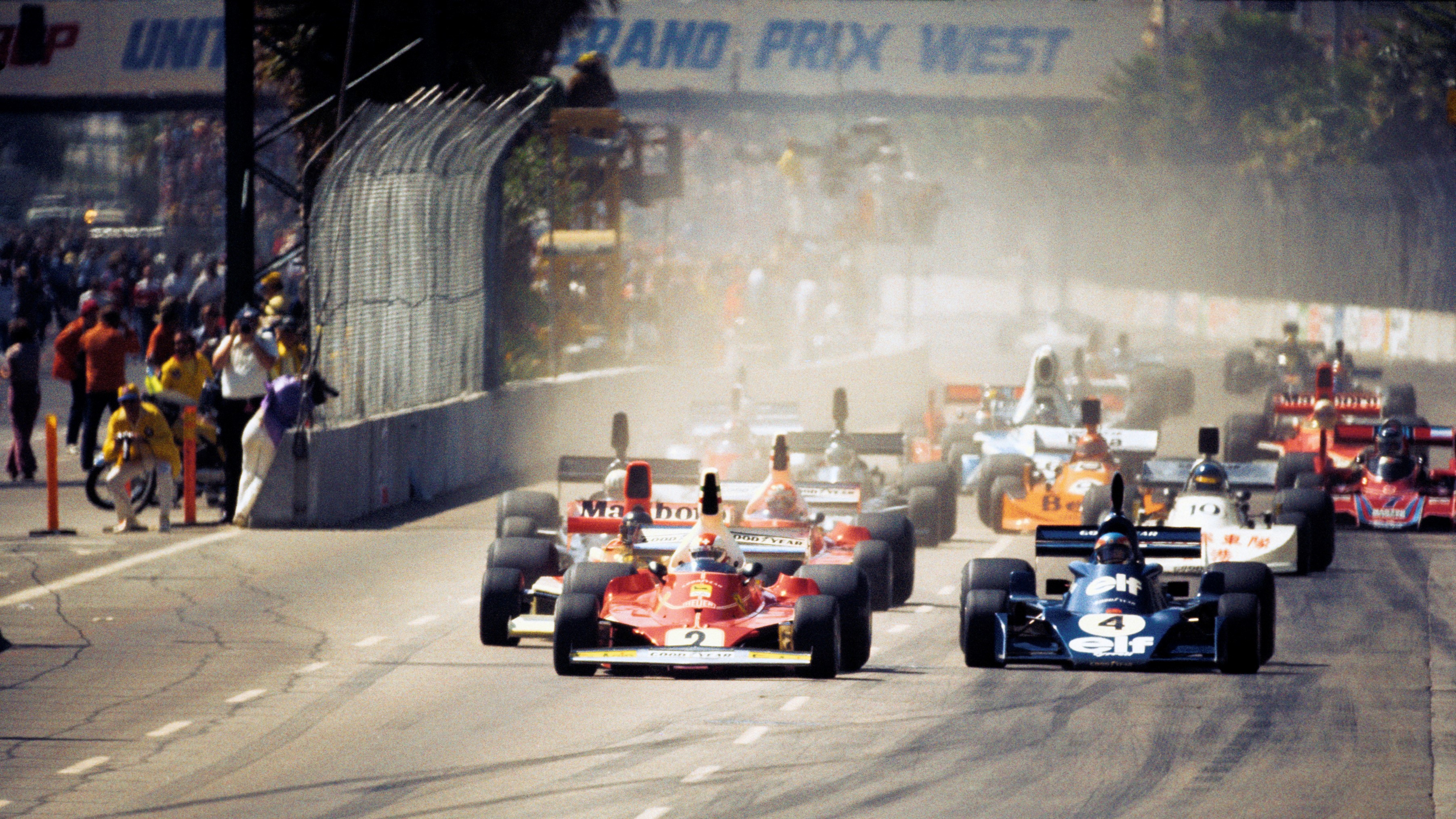 The start of inaugural Formula 1 Grand Prix West on March 26, 1976 in Long Beach.