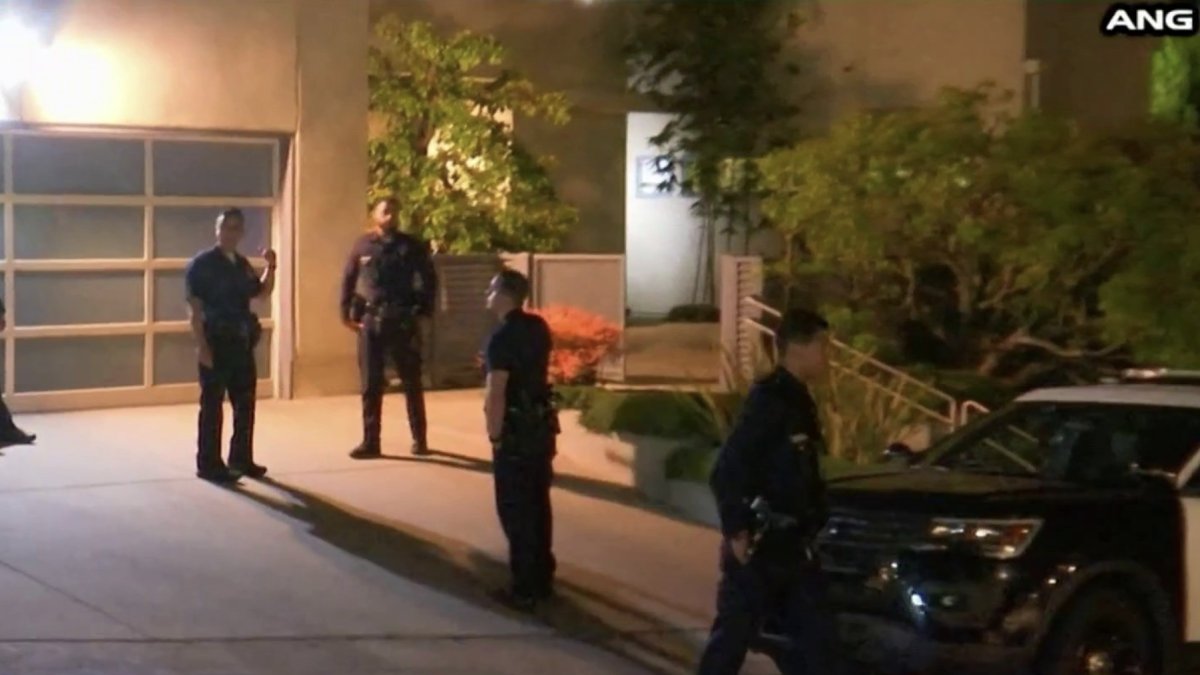 Bel Air Home Invasion Robbery Leaves 2 Injured – NBC Los Angeles