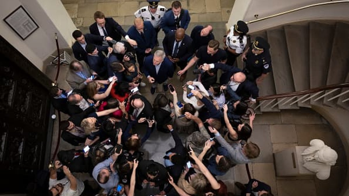 Traders Turn Optimistic on Debt Ceiling Deal — and One Strategist Says It's a 'Market Opportunity' – NBC Los Angeles - Vimarsana News
