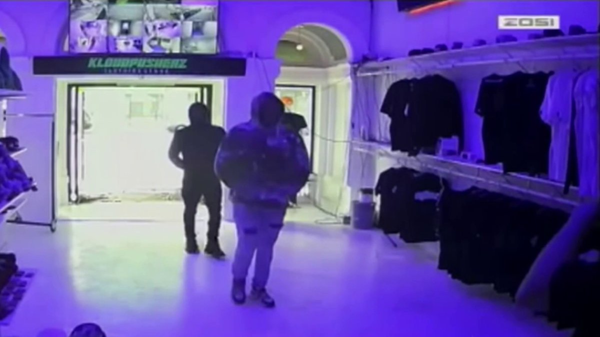 Store Owner Beaten and Robbed in Downtown LA NBC Los Angeles