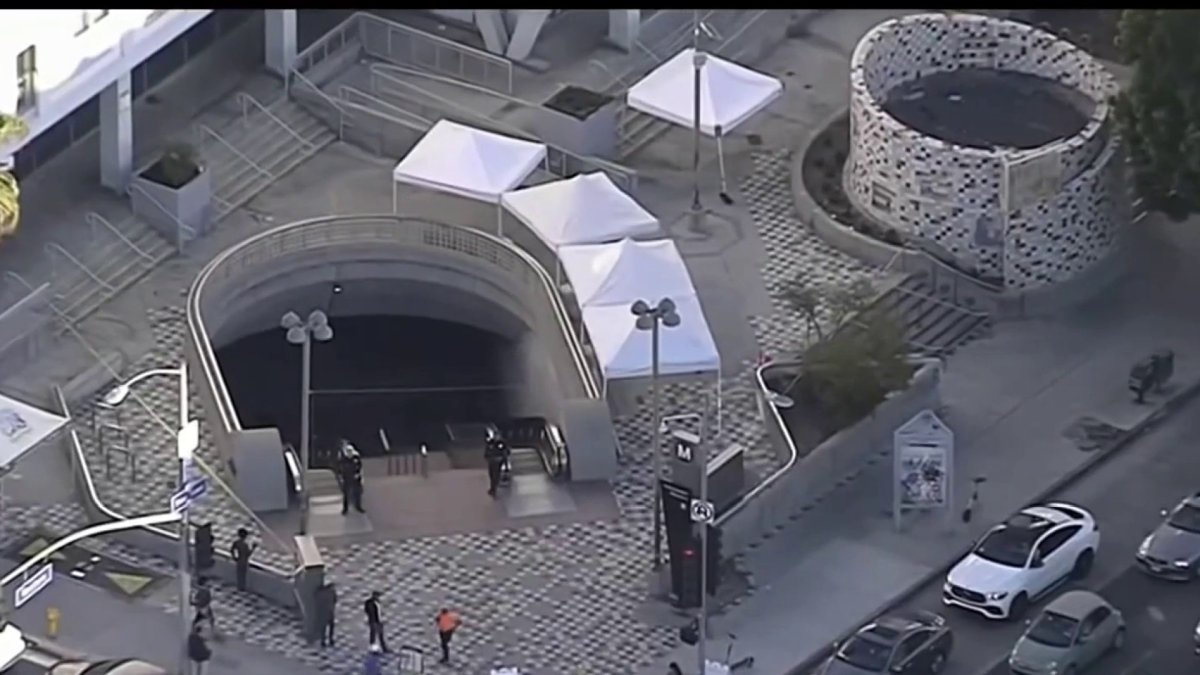 Teen Arrested in Stabbing of Metro Bus Driver in Woodland Hills – NBC ...