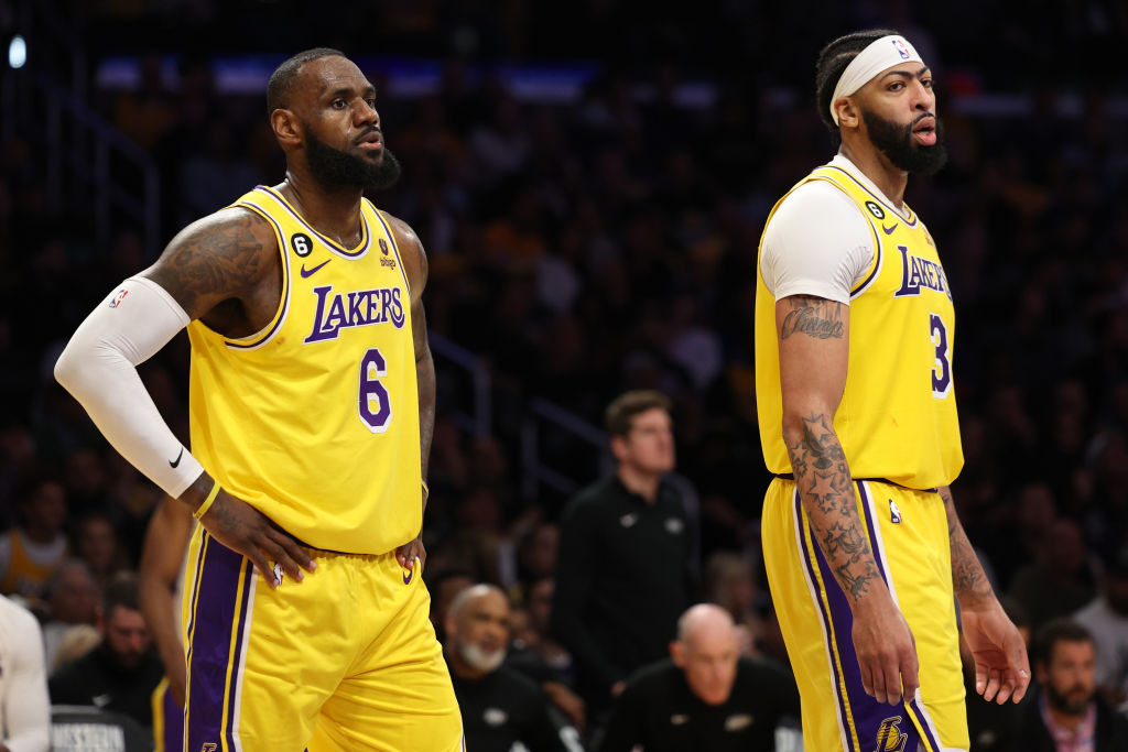 Nuggets sweep LeBron James, Lakers in 113-111 Game 4 win, advance