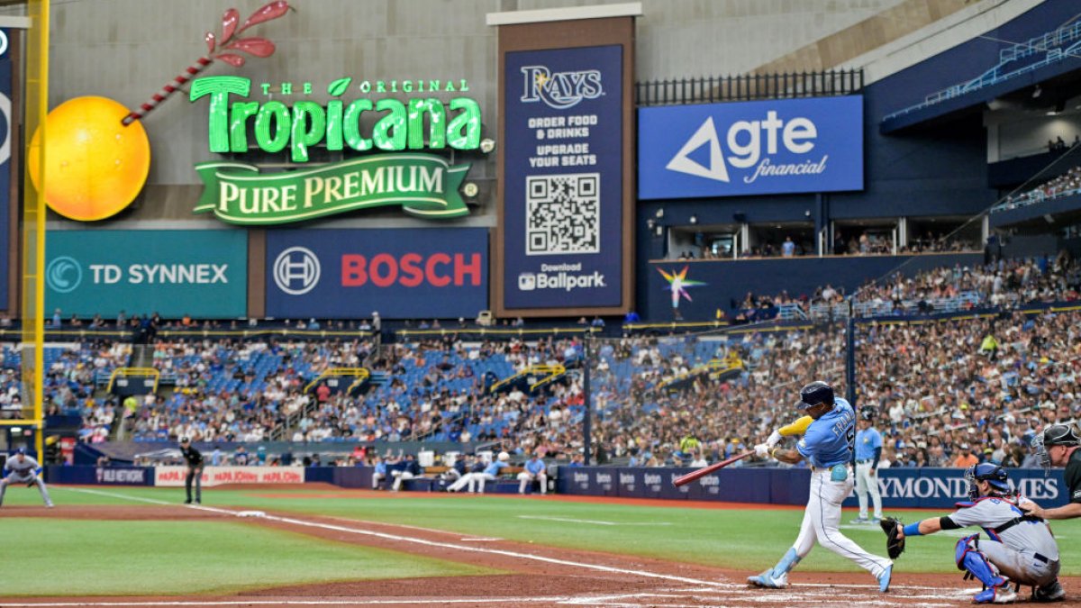 Isaac Paredes' RBI single, 05/28/2023