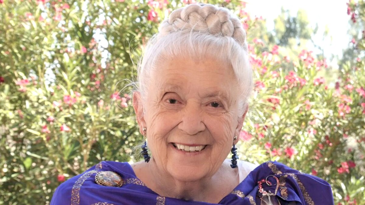 A 102-Year-Old Doctor's Tips for a Healthy, Happy Life – NBC Los Angeles - Vimarsana News