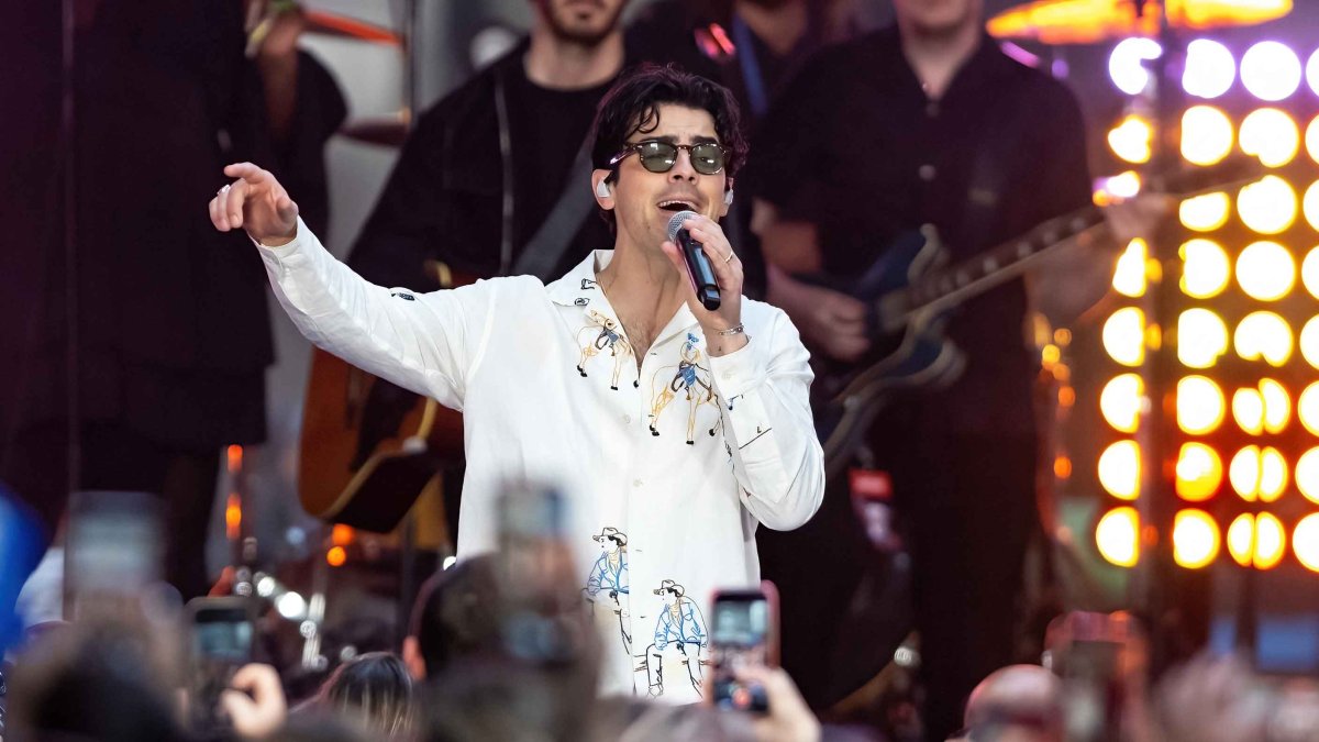 Joe Jonas Says He and Taylor Swift Are ‘Cool’ 14 years After Breakup