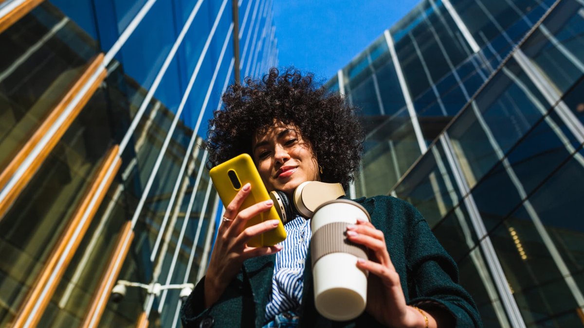 This 15-Question Test Will Tell You If You're Addicted to Your Phone: "The Problem May Be Bigger Than We Think" – NBC Los Angeles - Vimarsana News