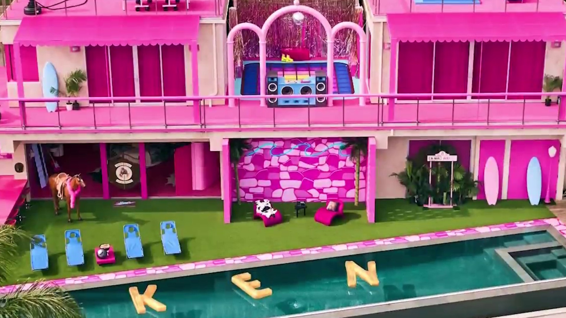 Barbie dream outlet house vacation rental