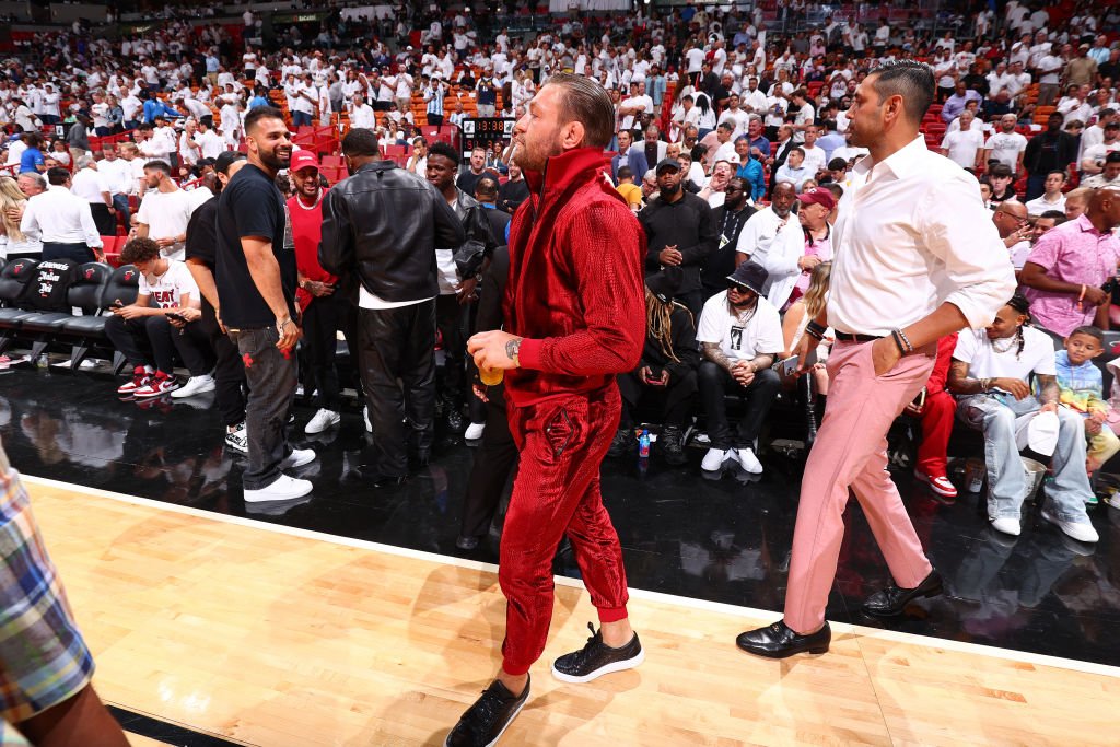 Conor McGregor accused of sexual assault at Miami Heat game – NBC Los Angeles - Vimarsana News