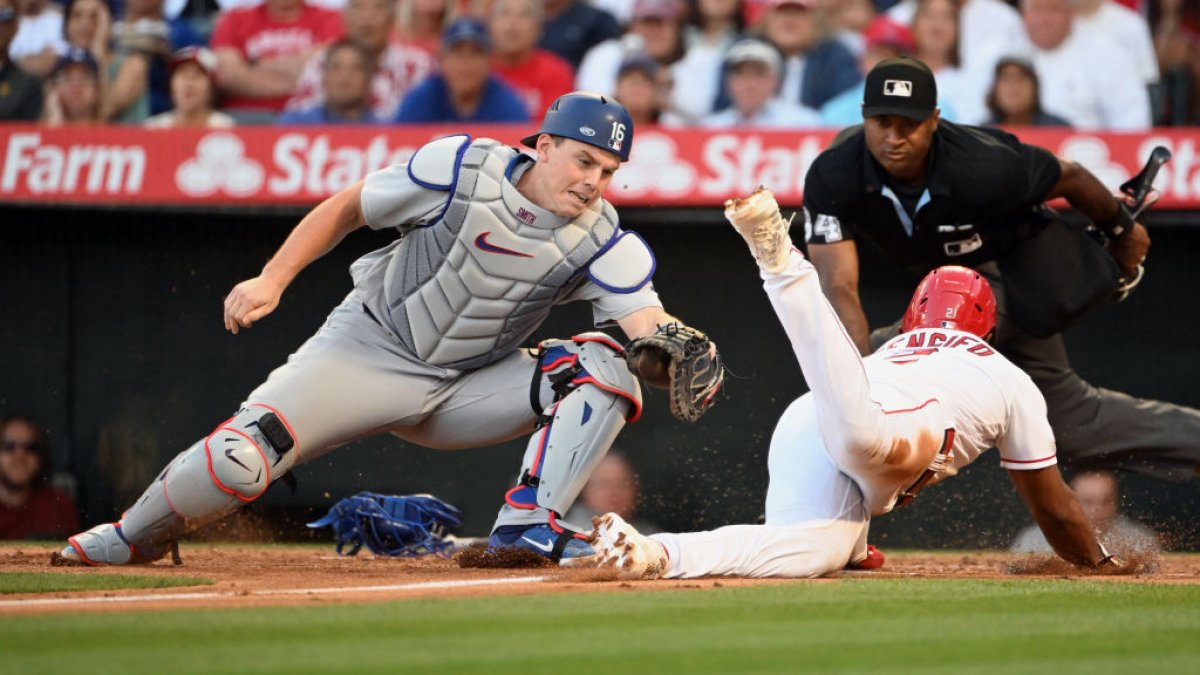 Freeman homers off Ohtani, and Dodgers sweep Angels with 2-0 victory